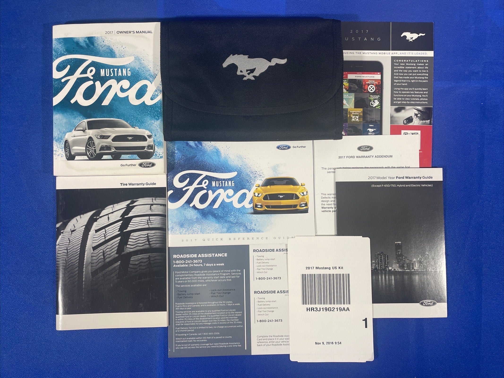2017 Ford Mustang Owner's Manual Set